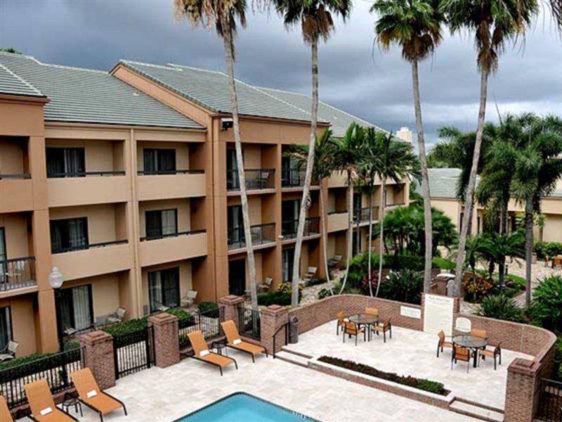 Courtyard By Marriott West Palm Beach Konforlar fotoğraf